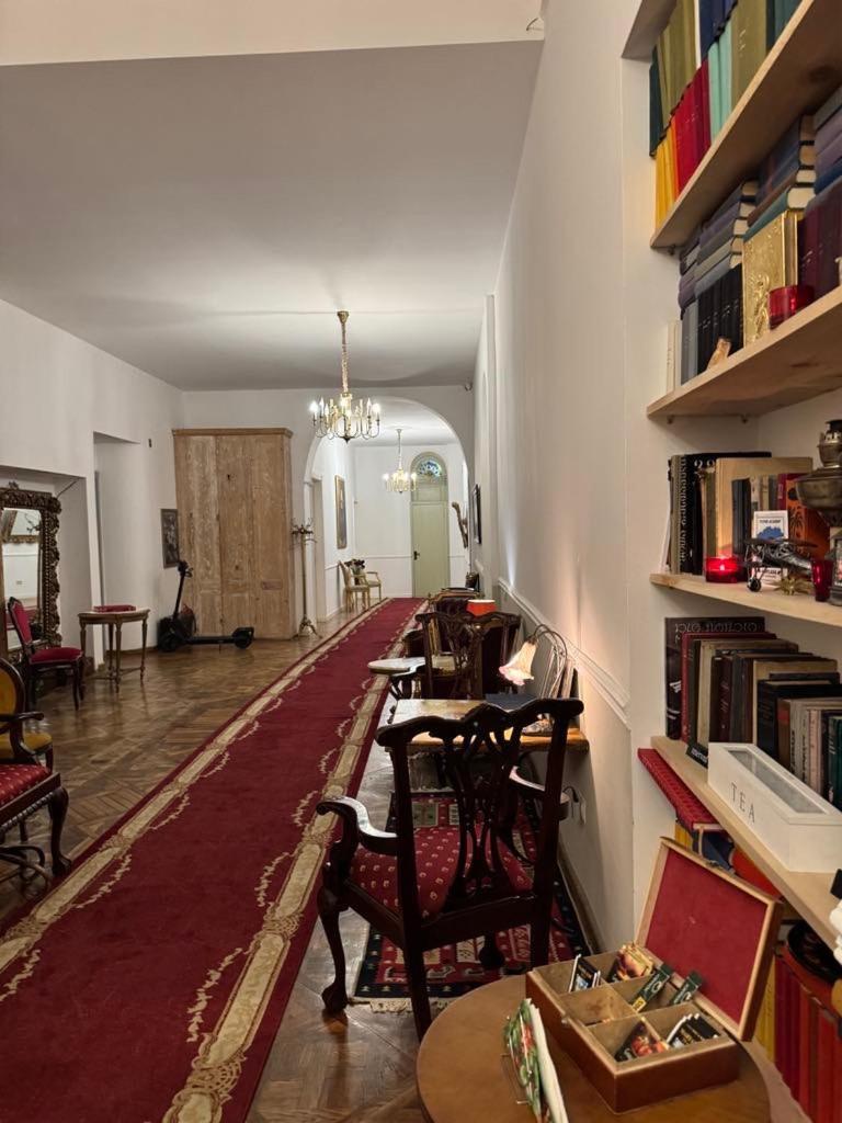 Rustaveli Hotel Tbilisi Buitenkant foto