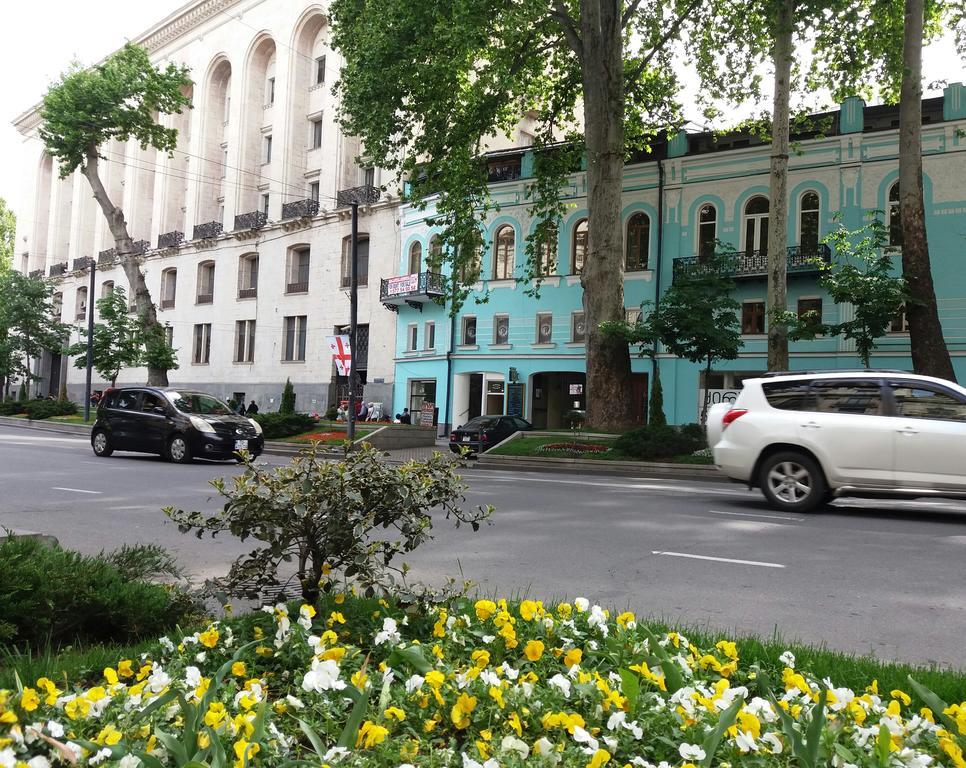 Rustaveli Hotel Tbilisi Buitenkant foto