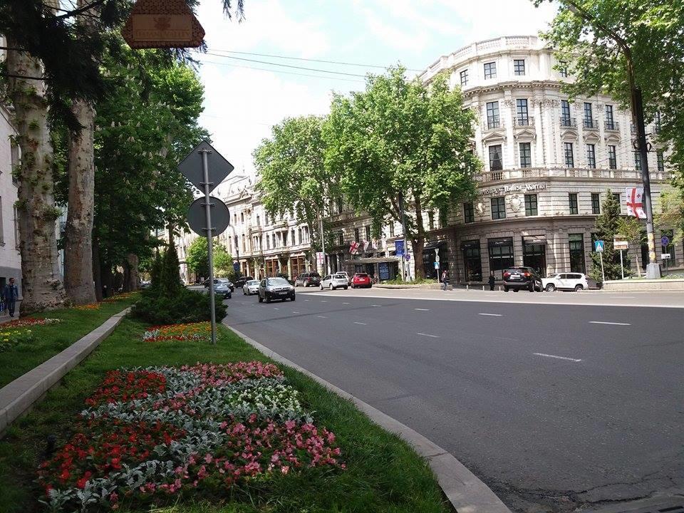 Rustaveli Hotel Tbilisi Buitenkant foto