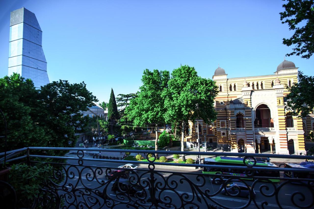 Rustaveli Hotel Tbilisi Buitenkant foto