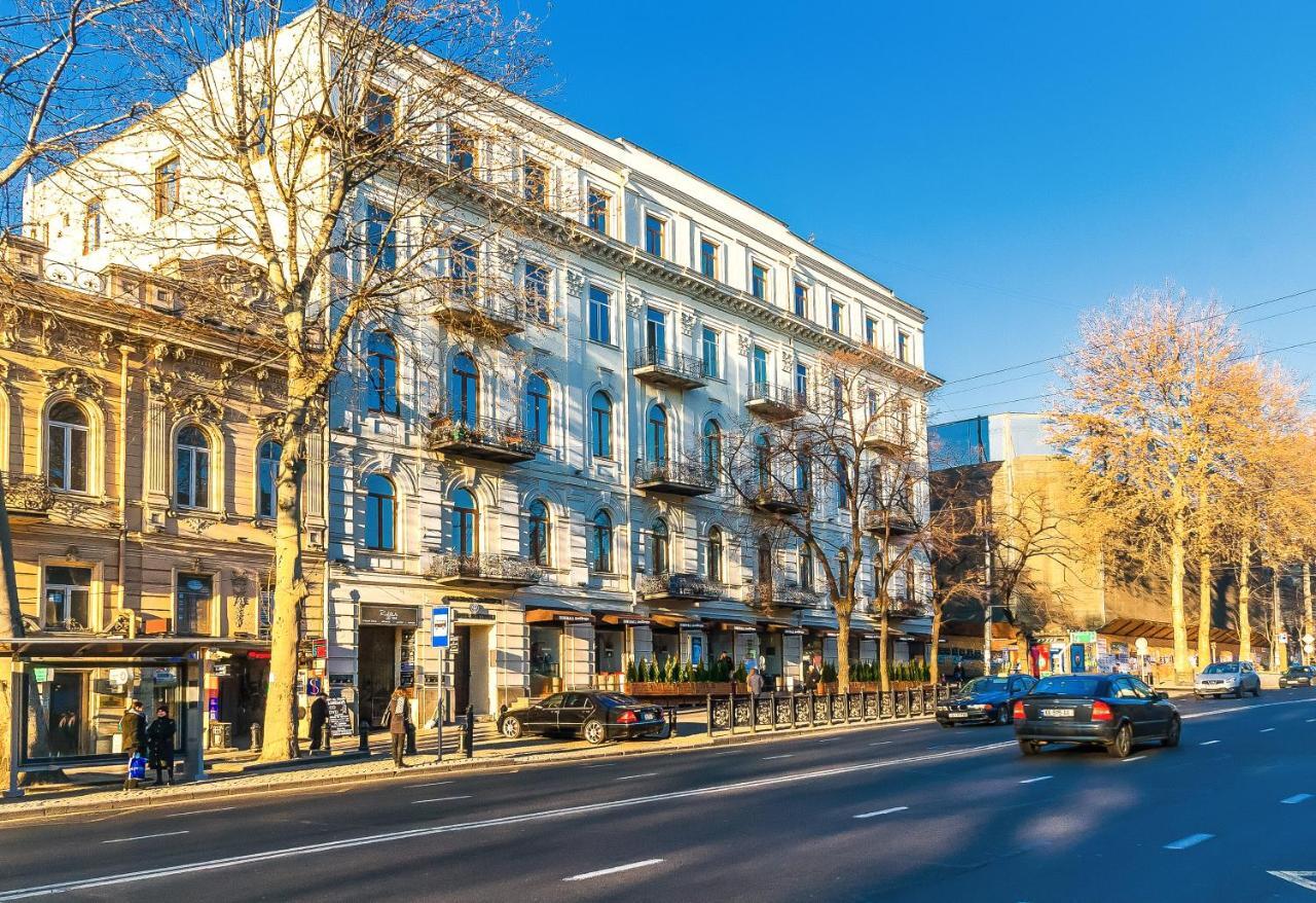 Rustaveli Hotel Tbilisi Buitenkant foto